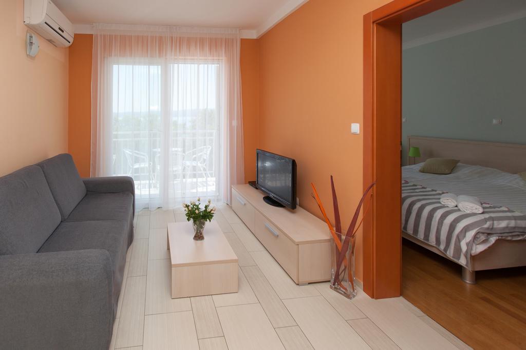 Apartment Ana Selce Eksteriør billede